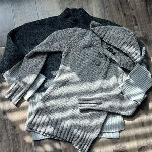 2 Grey sweaters